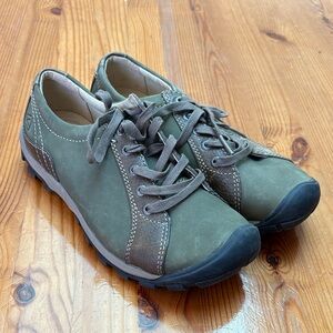 Keen Forest Green Lace-Up Sneakers